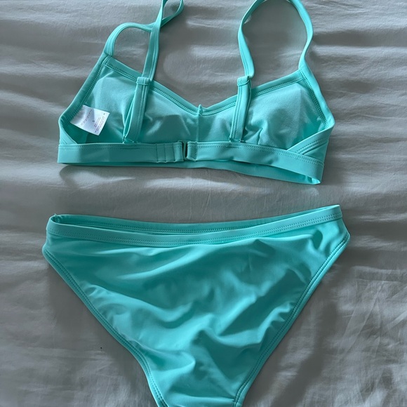 bikini - Picture 2 of 4